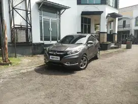 Like New - HONDA HRV 1.5 E BENSIN A/T 2017 ABU