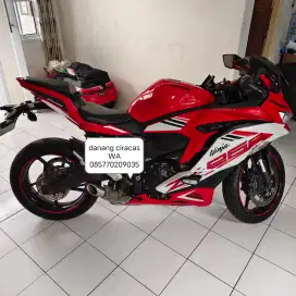 Kawasaki ZX25R 250cc 2021 merah putih full original gress