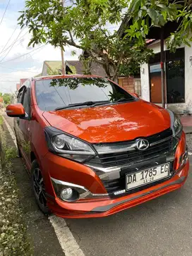 Daihatsu Ayla 1,2 R deluxe tipe paling tinggi
