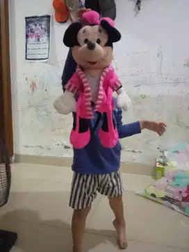 Boneka mini mouse