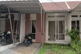 JUAL RUMAH MUTIARA GADING CITY BEKASI SIAP HUNI (C0532)