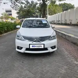 D Nissan Grand livina 1.5 XV Bensin-MT 2015 Putih DEOOB