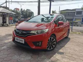 DP Rendah  10JT Honda Jazz 1.5 RS Bensin-AT 2016 Merah