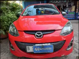 Mazda 2 V 2013 km rendah