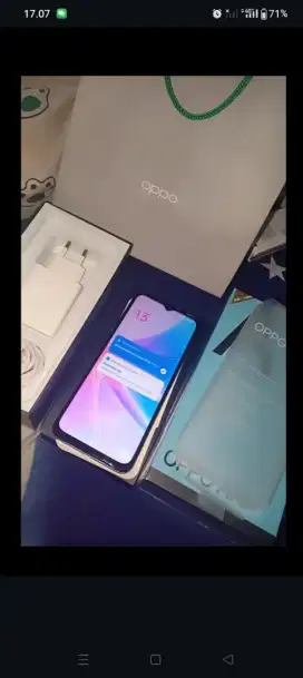 Oppo a78 5g ungu