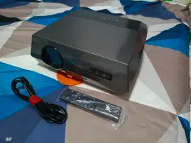Proyektor terang os android ram 4gb/ internal 64gb, bekas rasa baru..
