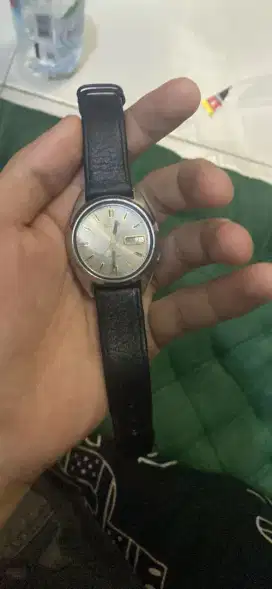 Seiko  5 automatic