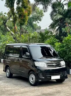 Daihatsu Luxio D 1.5 M/T 2012