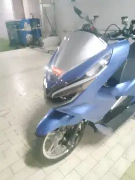 Dijual motor Honda PCX 2018