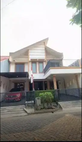 Rumah Strategis di Kemang Pratama – Harga Bersahabat, Nego Sampai Jadi