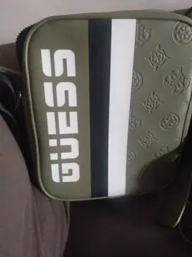 Tas selempang pria Merk GUESS ORI