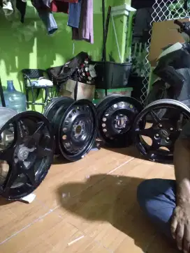 velg ring 15 bekas mobil soluna