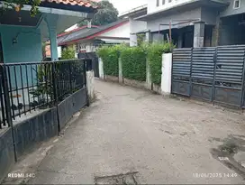 Gudang di kawasan Bintara Jaya, cocok untuk penyimpanan barang, usaha