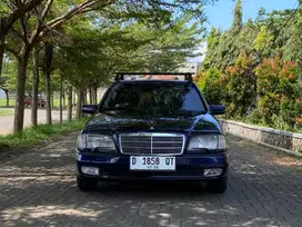 Mercy C-Class W202 C200