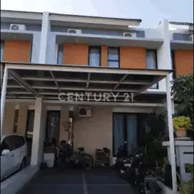 Rumah Bagus 2 Lt Cluster Lavesh Harapan Indah Bekasi