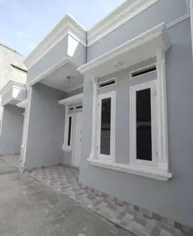 Rumah minimalis  baru di Klender