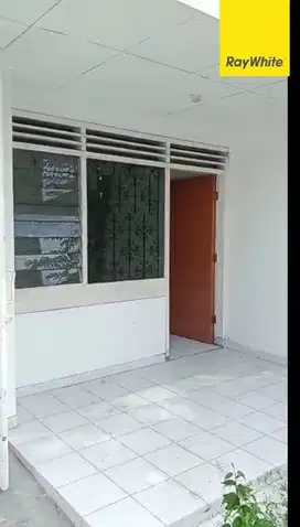 Disewakan Rumah di Darmo Permai Timur Surabaya