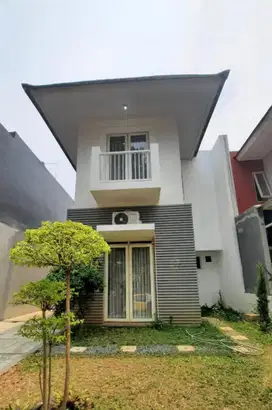 Disewa Rumah 2 Lantai Cluster Calgary Deltamas Cikarang 100 Juta/Tahun