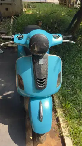 For Sale Vespa GTS 150 3vie 2014
