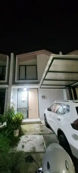 Rumah 2 lantai 2 kamar ready siap huni lippo cikarang