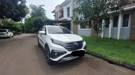 Dijual Rush TRD Sportivo 2018 | Tangan 1, Pajak Panjang, Nego Miring