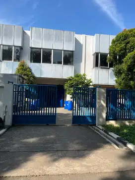 Dijual Warehouse 1.200 m² Furnished Jababeka Cikarang, 8 Miliar, Nego!