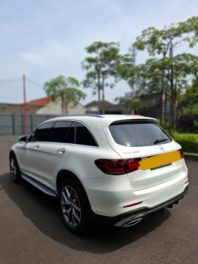 Mercedes-Benz GLC200 2020 Bensin