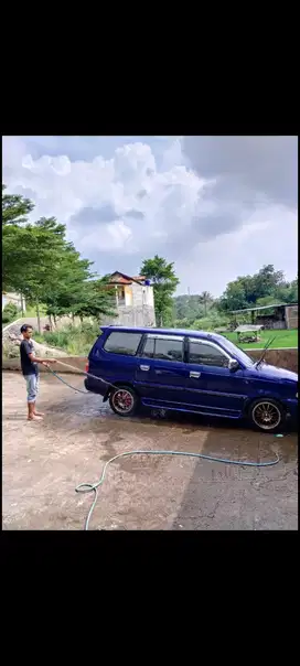 Toyota Kijang 2004 Bensin