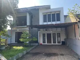 Rumah Hook Cantik di Kemang Pratama  Bekasi