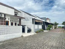 Dijual rumah minimalis lokasi gatak akses jl raya solo jogja