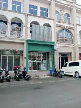 Disewakan Ruko 3 lantai di grand galaxy city,bekasi selatan