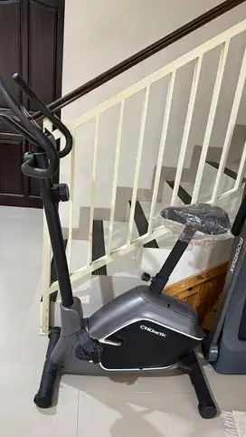 Kinetic Sepeda Statis Magnetic