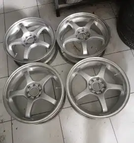 Pelk R17+ban kondisi ban 60%