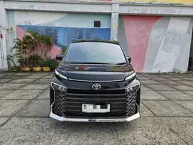 Toyota Voxy 2.0 AT All new Nik  2022 Pemakaian 2023