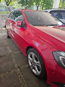 DIJUAL MERCEDES BENZ A200 TAHUN 2013 HATCHBACK