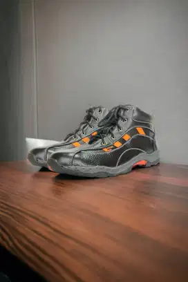 Pabrik daftar harga sepatu Malang