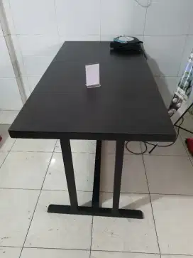 DIJUAL : MEJA MAKAN (UTK RESTO)