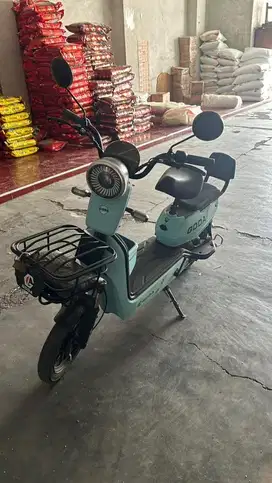 SEPEDA LISTRIK GODA GD-145 2023
