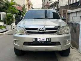 Toyota fortuner G 2.7 luxury 2006 pribadi g lux 2007