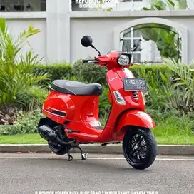 PIAGGIO VESPA S 125 IGET LED Tahun 2022 WARNA ORANGE TRAMONTO