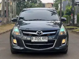 Mazda 8 2.3 L AT 2012