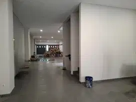 Disewakan ruko 3.5lt 730m2 Jln. Otista