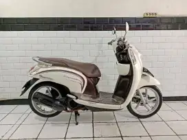 Scoopy esp tahun 2016 lengkap bagus