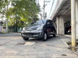 Daihatsu Xenia 1.3 R Deluxe MT Manual 2012