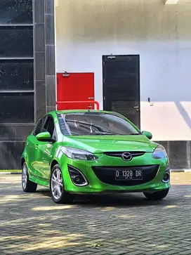LOW KM!! DP 19JT // MAZDA 2 HB R 1.5 AT 2010