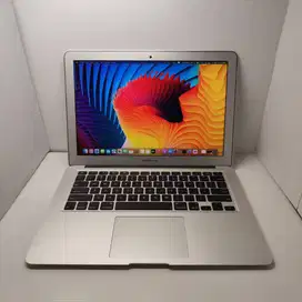 TERMURAH MACBOOK AIR 2017 I5 8/256 CC 300 AN NO MINUS SIAP PAKAI