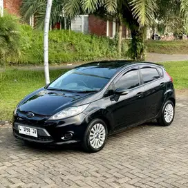 Ford Fiesta Trend Matic 1.4 Mulus No Minus
