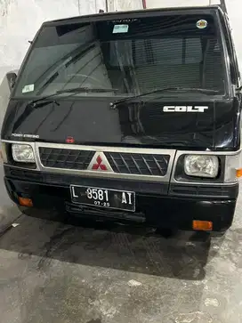 MitsubishiL300Pu2015