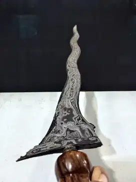 Keris sepuh carubuk luk 7 asli kuno