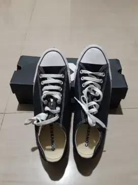 Sepatu original converse ukuran 43 mulus baguss